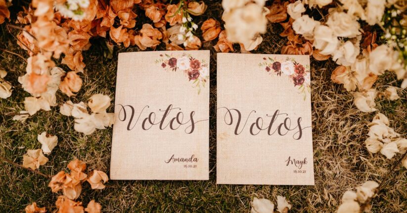 プロフィールブックのプロ依頼と手作りの違いを比較するチャート図。費用・時間・仕上がりの違いが分かる。